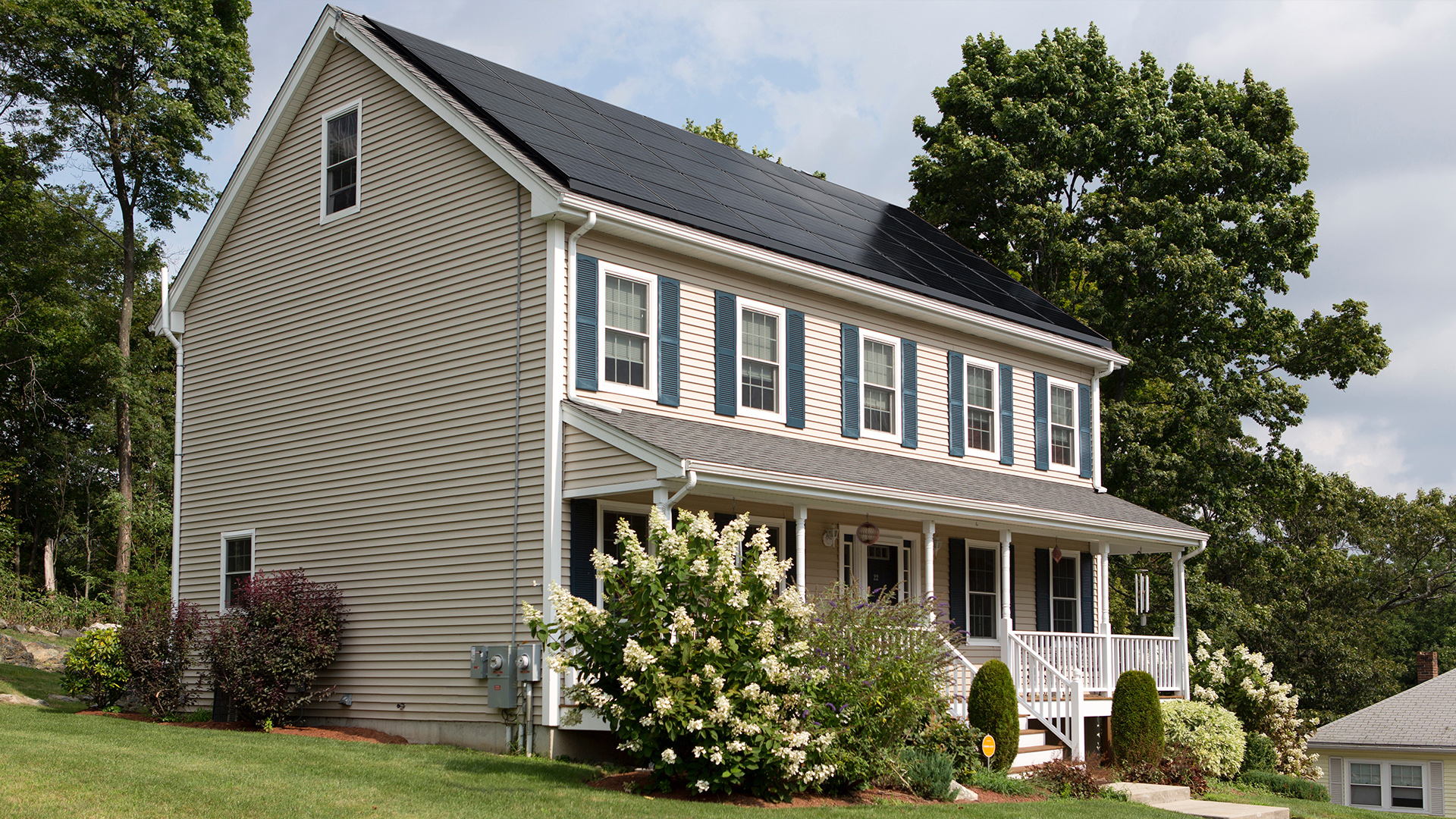 Homeowners' Associations and Solar Installations in the Commonwealth of Virginia - A Solar House